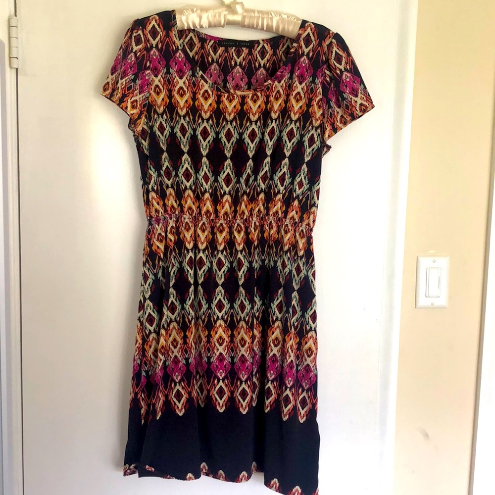 Peaches N Cream brand print dress. Size M. Beautiful colors.
